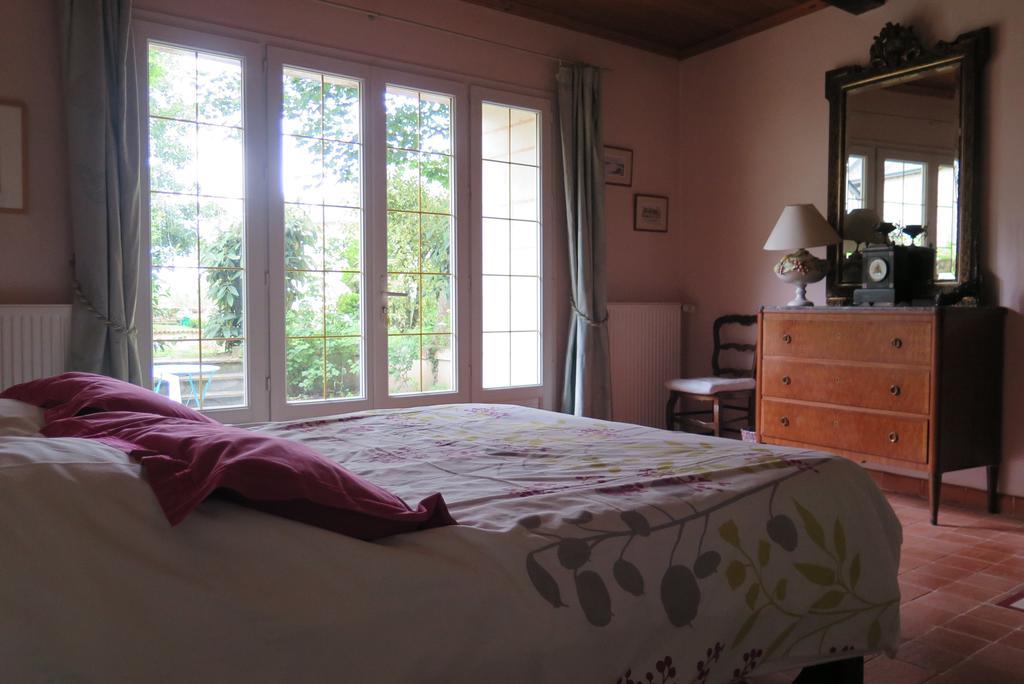 Manoir De L'Abbaye Bed and Breakfast Seuilly Eksteriør billede