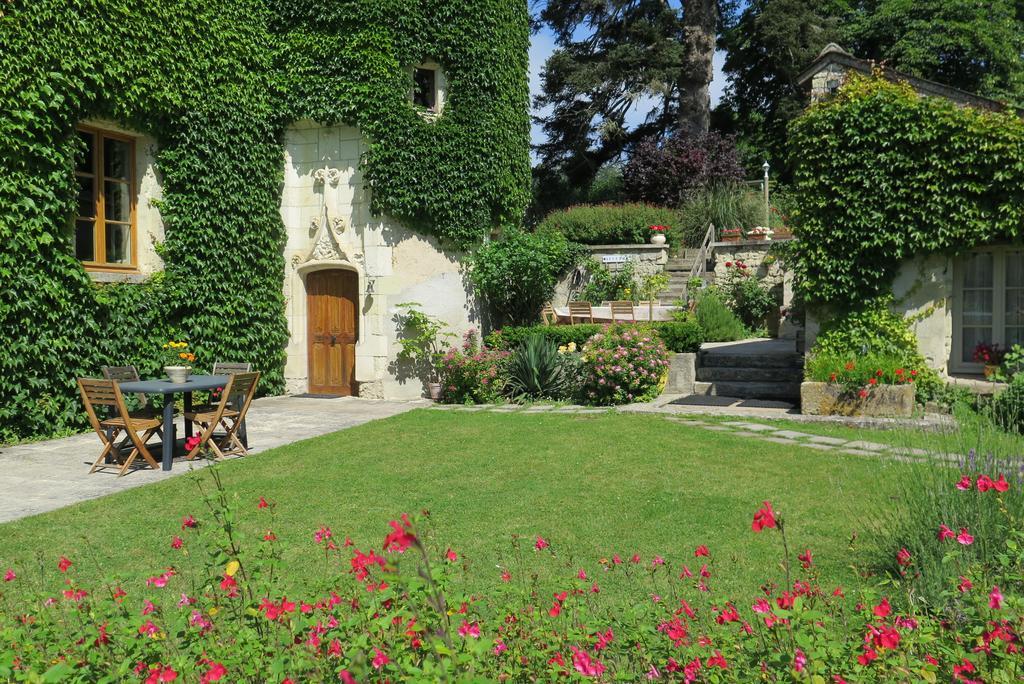 Manoir De L'Abbaye Bed and Breakfast Seuilly Eksteriør billede