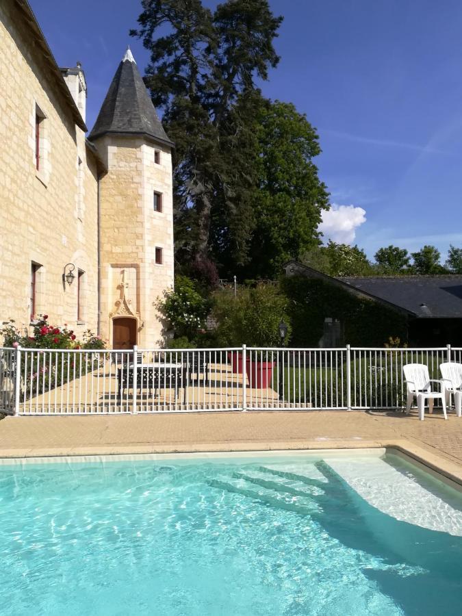 Manoir De L'Abbaye Bed and Breakfast Seuilly Eksteriør billede